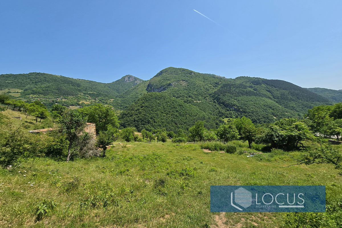 4. Parcela.jpg